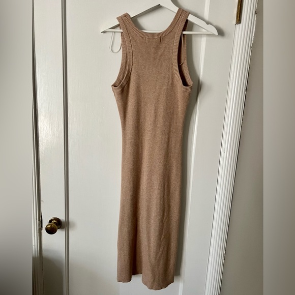 Sweater Dress, Sleeveless - Picture 2 of 5